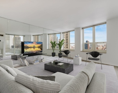 345 N La Salle Drive - Photo Thumbnail 4