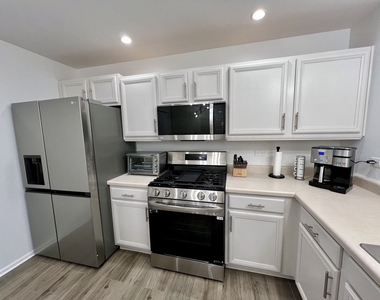 113 W Big Horn Drive - Photo Thumbnail 2