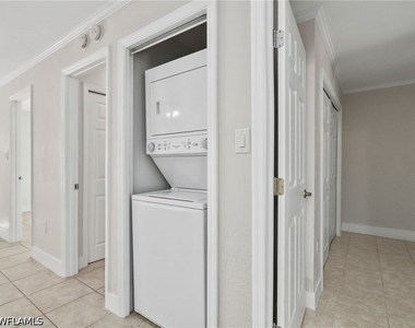2437 Sunset Avenue - Photo Thumbnail 19