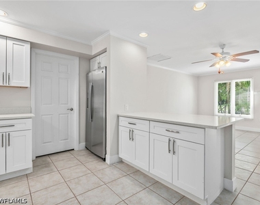 2437 Sunset Avenue - Photo Thumbnail 10