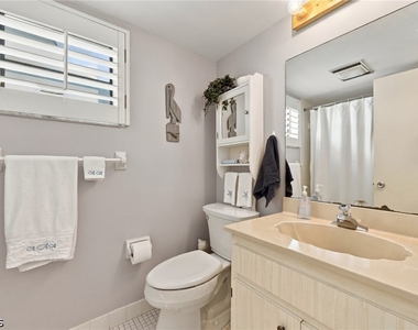 704 Broad Avenue S - Photo Thumbnail 14