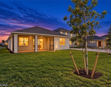 417 Coral Reef Place - Photo Thumbnail 12