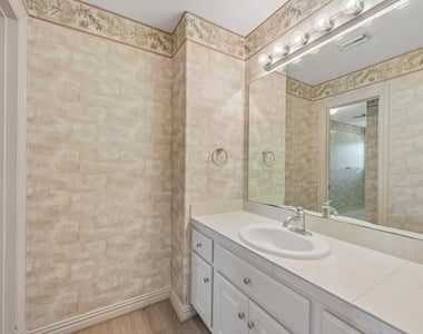 1611 Copperas Cove - Photo Thumbnail 34