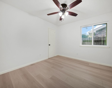 1910 Brushy Creek Drive - Photo Thumbnail 26