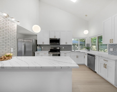 1910 Brushy Creek Drive - Photo Thumbnail 6