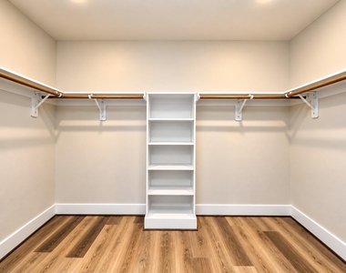 1278 N Post Oak Road - Photo Thumbnail 29