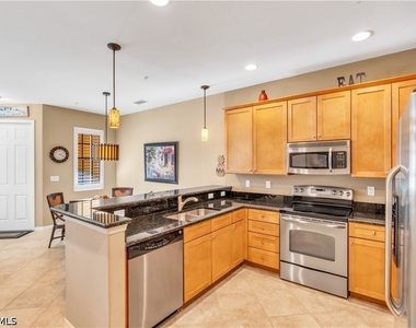 9077 Rialto Street - Photo Thumbnail 13