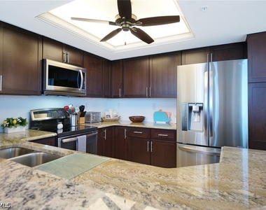 9577 Gulf Shore Drive - Photo Thumbnail 8