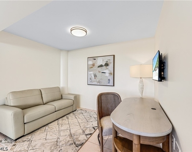 4041 Gulf Shore Boulevard Nw - Photo Thumbnail 15