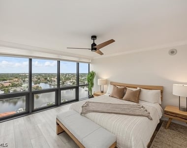 4751 Gulf Shore Boulevard N - Photo Thumbnail 7