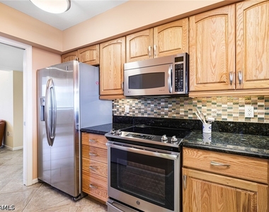 990 Cape Marco Drive - Photo Thumbnail 11