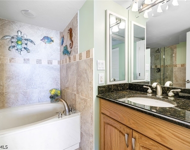 990 Cape Marco Drive - Photo Thumbnail 21