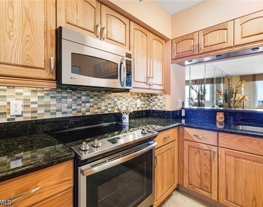 990 Cape Marco Drive - Photo Thumbnail 10