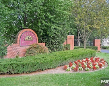 347 Winthrop - Photo Thumbnail 35