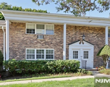 66 S Franklin - Photo Thumbnail 26