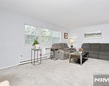 66 S Franklin - Photo Thumbnail 6