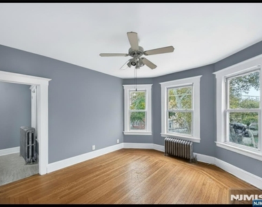 13 Oakwood - Photo Thumbnail 5