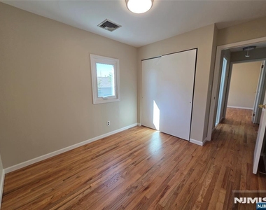 19 Morton - Photo Thumbnail 13