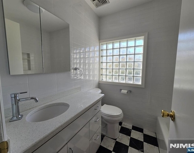 19 Morton - Photo Thumbnail 6