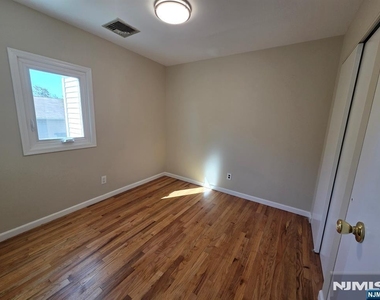 19 Morton - Photo Thumbnail 12