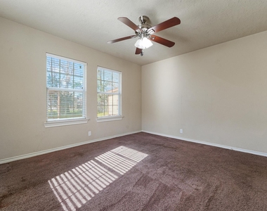 7128 Foster Street - Photo Thumbnail 9