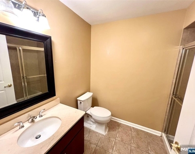 10 Terrace - Photo Thumbnail 2