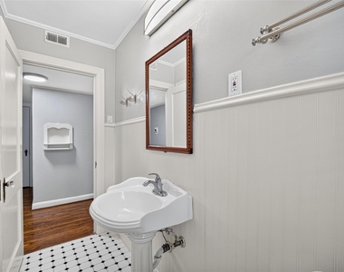 2315 Swift Boulevard - Photo Thumbnail 43