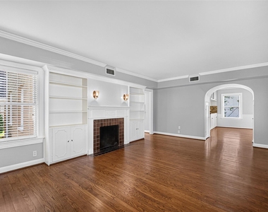 2315 Swift Boulevard - Photo Thumbnail 8