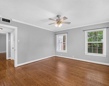 2315 Swift Boulevard - Photo Thumbnail 40