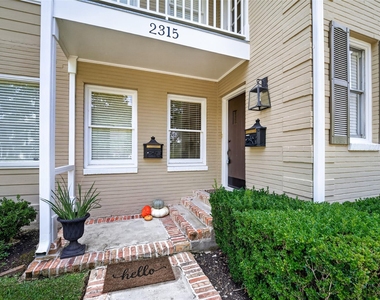 2315 Swift Boulevard - Photo Thumbnail 5