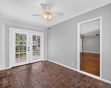 2315 Swift Boulevard - Photo Thumbnail 14