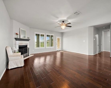1111 Wheatfield Court - Photo Thumbnail 4