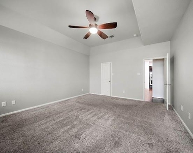1111 Wheatfield Court - Photo Thumbnail 13