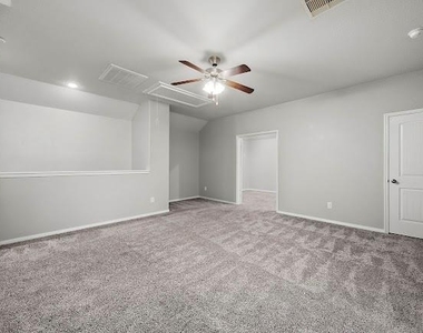 1111 Wheatfield Court - Photo Thumbnail 12