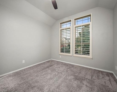 1111 Wheatfield Court - Photo Thumbnail 19