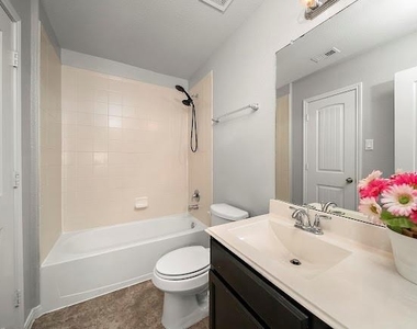 1111 Wheatfield Court - Photo Thumbnail 16