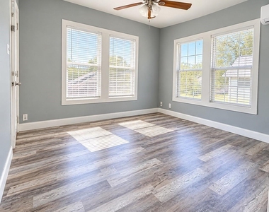4615 Schroeder Street - Photo Thumbnail 11