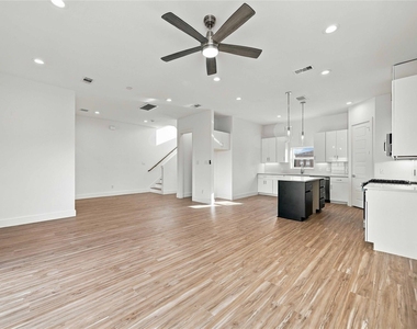 4704 Thornton Views Road - Photo Thumbnail 12