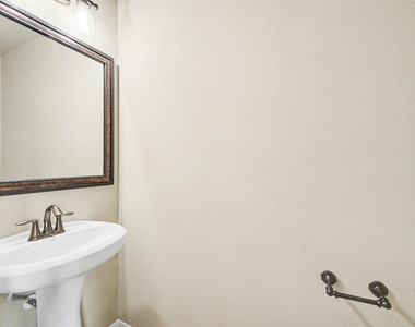 17915 Creek Bluff Lane - Photo Thumbnail 16
