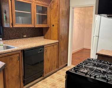 1614 W Sidnor Street - Photo Thumbnail 6