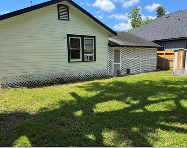 1614 W Sidnor Street - Photo Thumbnail 9