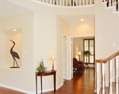 4103 Walnut Pond Drive - Photo Thumbnail 2