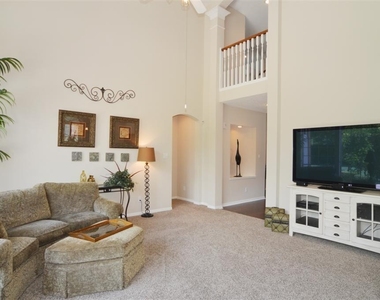4103 Walnut Pond Drive - Photo Thumbnail 13