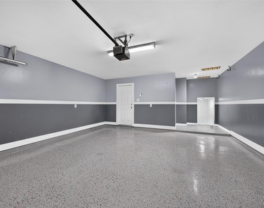 9825 Meredith Elise Court - Photo Thumbnail 7