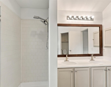 1431 W Welsford Drive - Photo Thumbnail 15
