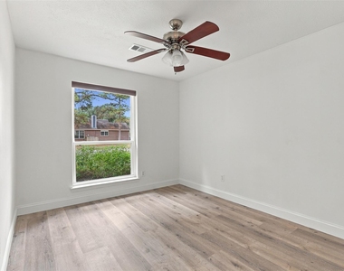 1431 W Welsford Drive - Photo Thumbnail 20