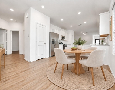 6233 Arcadia Sound Lane - Photo Thumbnail 17