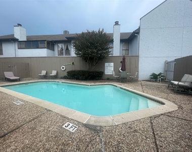 1908 Augusta Drive - Photo Thumbnail 21
