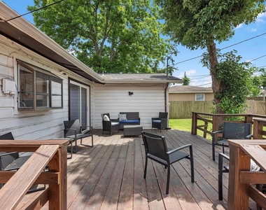 1207 Archer Street - Photo Thumbnail 17