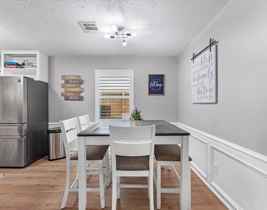 1207 Archer Street - Photo Thumbnail 5